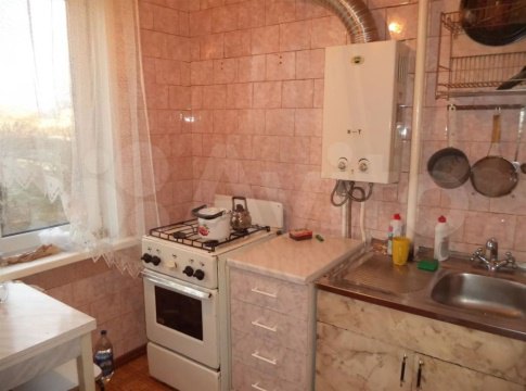 2-к квартира, 3/5 эт., 48м²