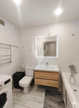 1-к квартира, 2/18 эт., 52м²