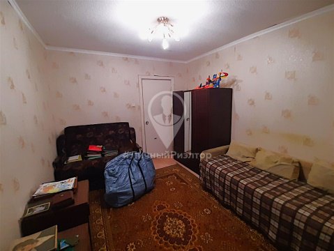 2-к квартира, 3/3 эт., 48м²