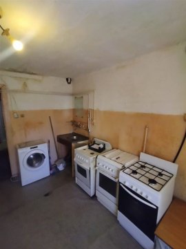 1-к квартира, 2/5 эт., 12м²